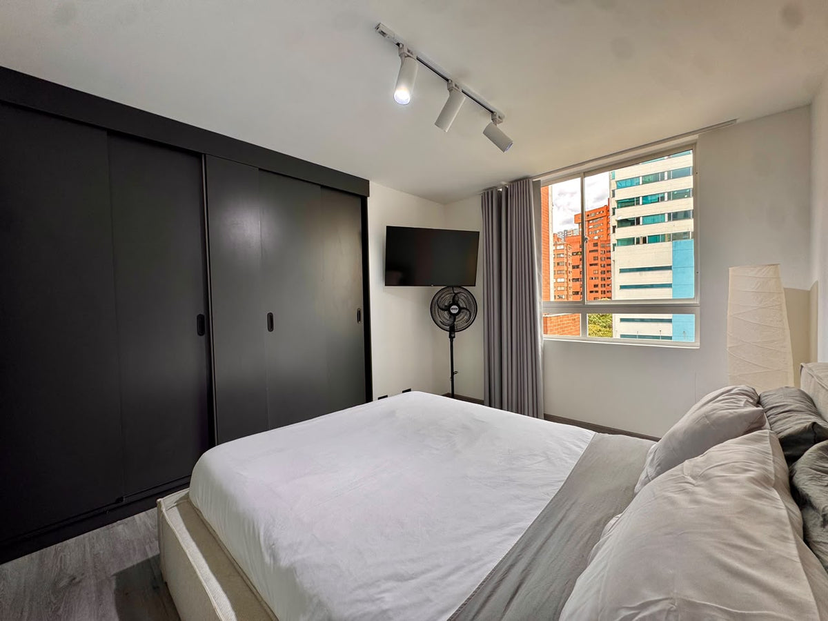 🏡 APARTAMENTO EN ARRIENDO O EN VENTA – EL POBLADO, MEDELLÍN | 3 HABITACIONES + 2 PARQUEADEROS
